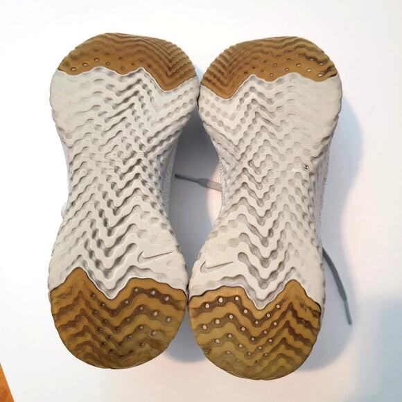 Nike Epic React Flyknit Platinum Beige Sneakers AQ0070-014 Size 8 Womens - Picture 7 of 8